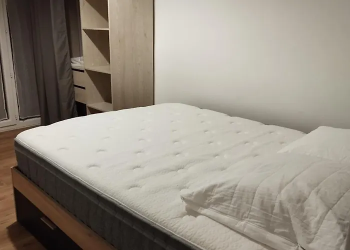 Traversant 2 * Ajaccio (Corsica)